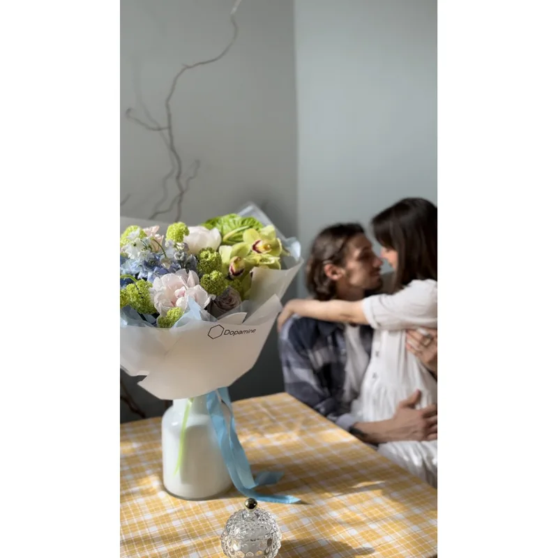 1 month (3 bouquets)