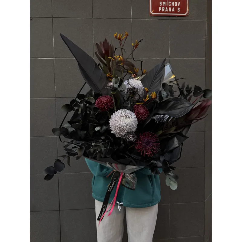 Black Custom-Made Bouquet — foto 3