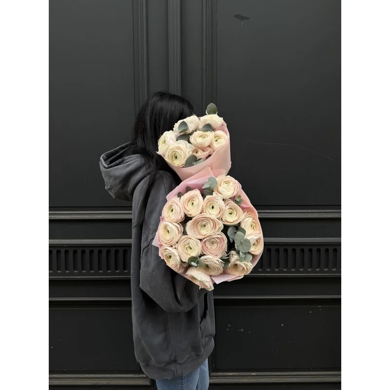 Ranunculus & Eucalyptus Bouquet